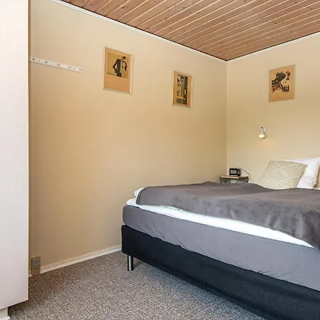 6 Person In Hemmet-by Traum Hemmet
